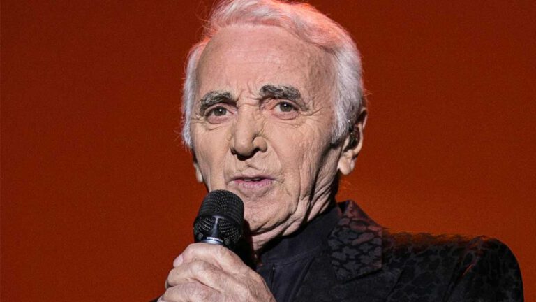 Charles Aznavour  révélations chocs sur ce qui le faisait souffrir !